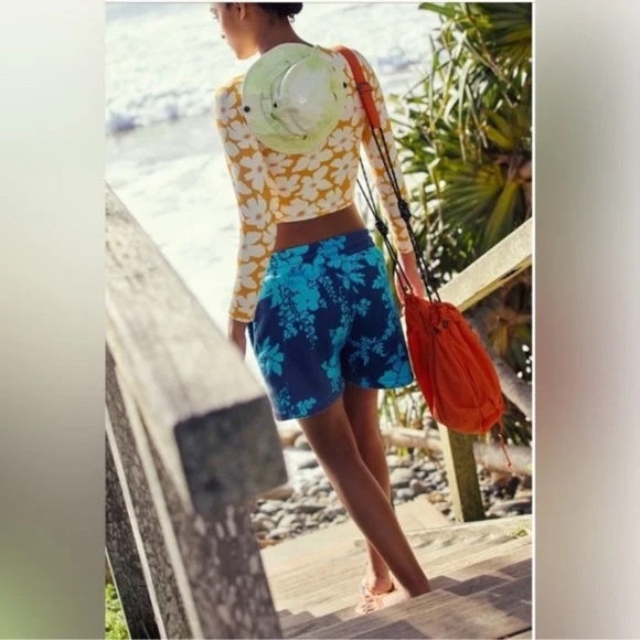 Free People Movement Sprint to the Finish Printed Hoodie and short SET - Picture 10 of 10